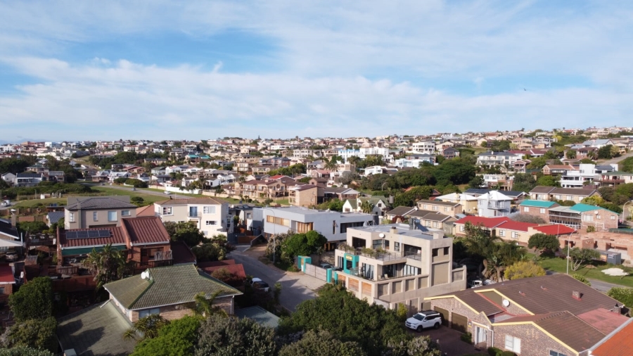 0 Bedroom Property for Sale in Wavecrest Eastern Cape
